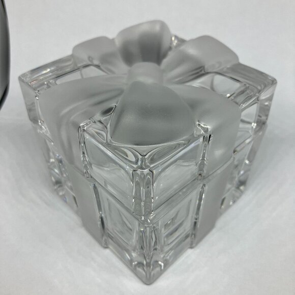 TIffany & Co Crystal Frosted Ribbon Bow Square Present Gift Jewelry Trinket Box - Picture 1 of 8